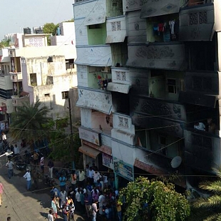 Fire breaks out in apartment in Vadapalani
