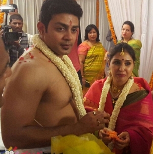 Anu Prabhakar and Raghu Mukherjee got married on 25th April at Bangalore