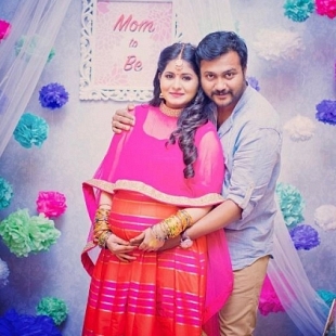 Bobby Simha - Reshmi Menon blessed with a baby girl
