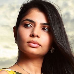 Chinmayi takes to Twitter to ask fans to stop abusing others on social media