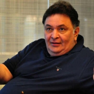 FIR filed against Rishi Kapoor for trimming a tree