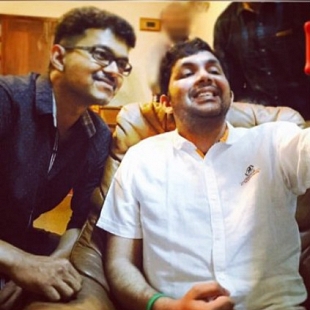 Kameela Nasser shares Vijay’s selfie with Faizal after 3 years