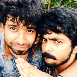 Reports say that GV Prakash and Adhik are shooting for a film in Ooty