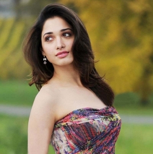 Tamannaah to play the lead in Queen’s Tamil remake directed by Revathy