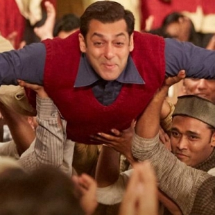Tubelight first video song Radio is out