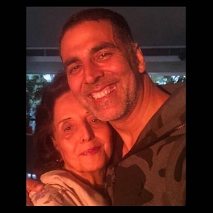 Bollywood Actor Akshay Kumar With His Mom