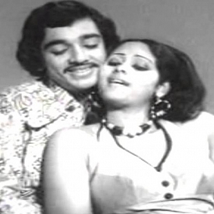Kamal Haasan in Solla Thaan Ninaikkiren, Aayirathil Oruthi