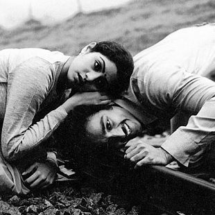 Balu Mahendra-Kamal Hassan and Sridevi for Sadma (Moondram Pirai remake)