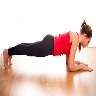 Simple Tips On How To Lose Belly Fat At Home In JUST 7 DAYS! - Traditional Plank 
