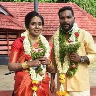 Manikandan Achari and Anjali