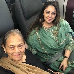 Nagma With Her Mom | MOTHER'S DAY SPECIAL: CELEBRITIES SPECIAL MOMENT WITH  THEIR MOMS
