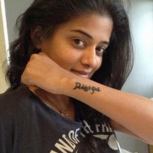 Priyamani | Tamil heroines who have beautiful tattoos!